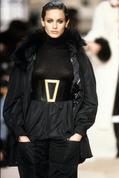 Look 48